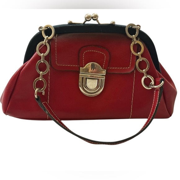 Red Leather Rockabilly Punk Retro Doctor-Style Chain Accent Handbag - Picture 13 of 13